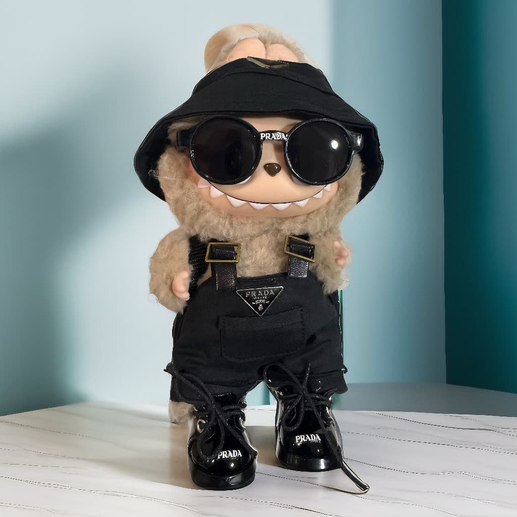 Labubu - Ropa Prada Negra